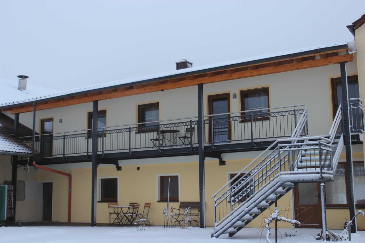 Preuschens Hof Apartment Egloffstein Exterior photo