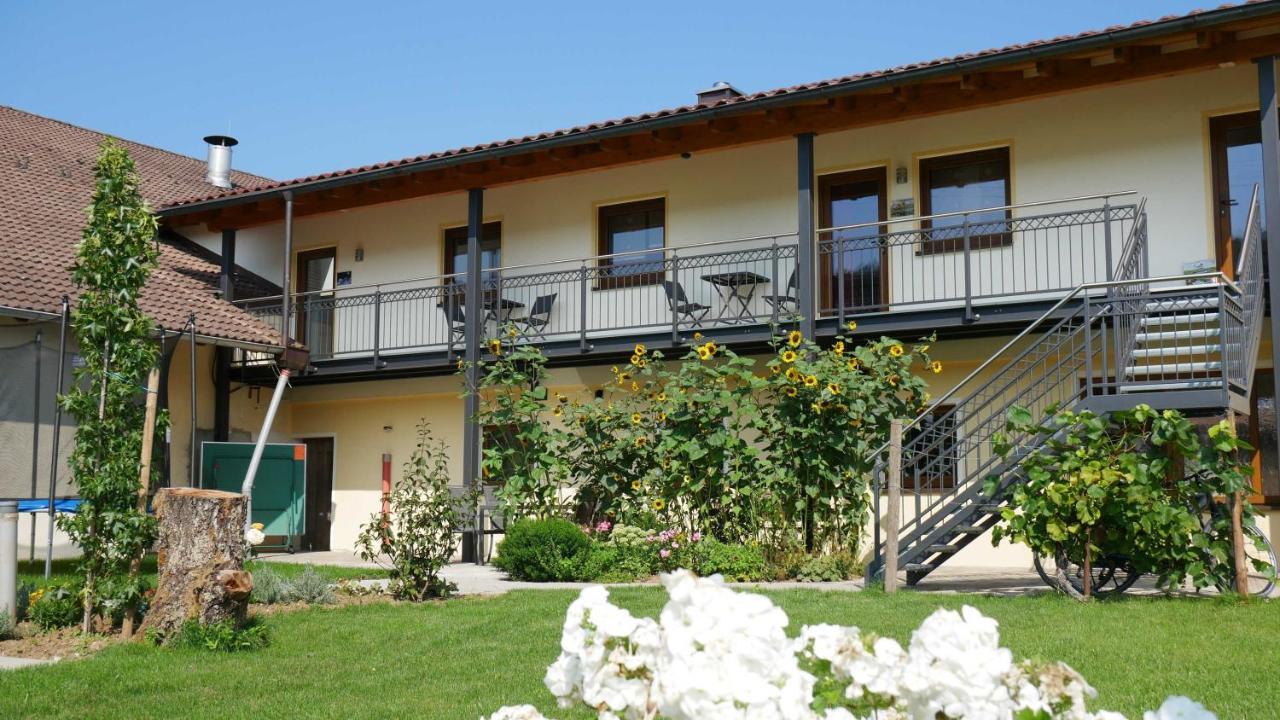 Preuschens Hof Apartment Egloffstein Exterior photo